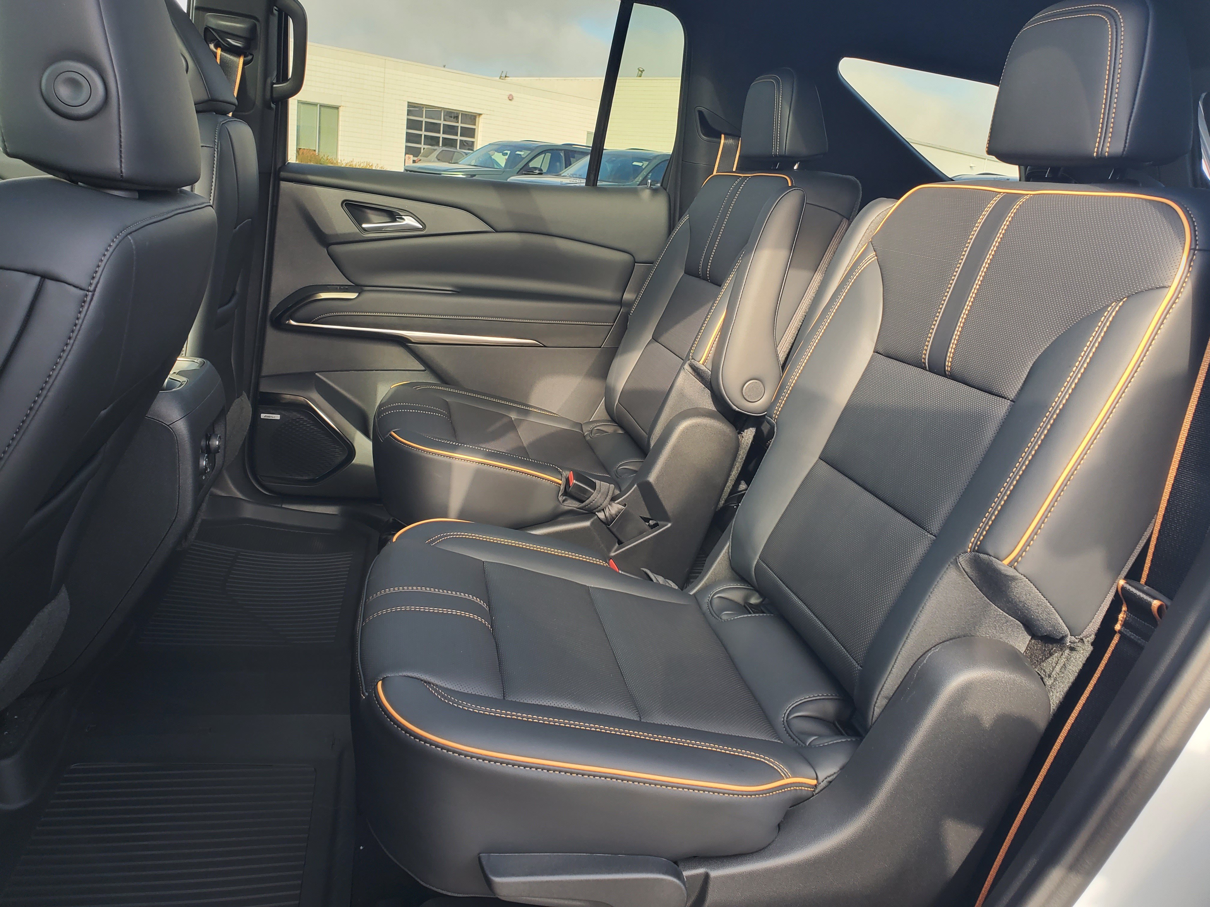 2027 Chevrolet Traverse High Country - Photo 28