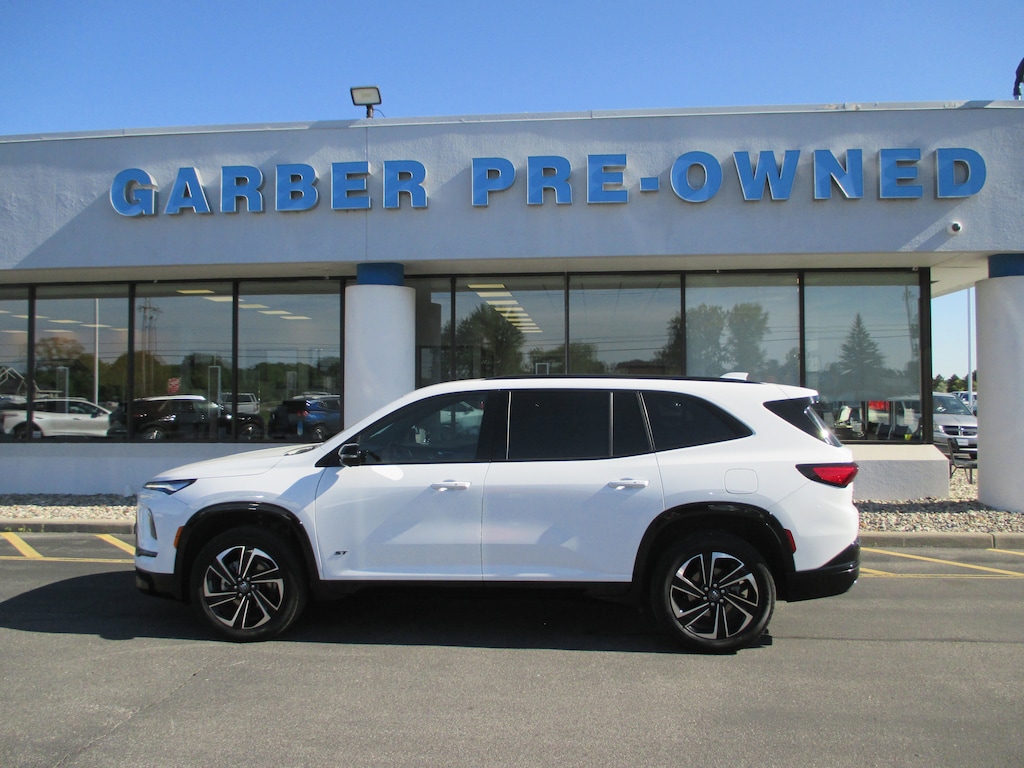 Used 2025 Buick Enclave Sport Touring SUV