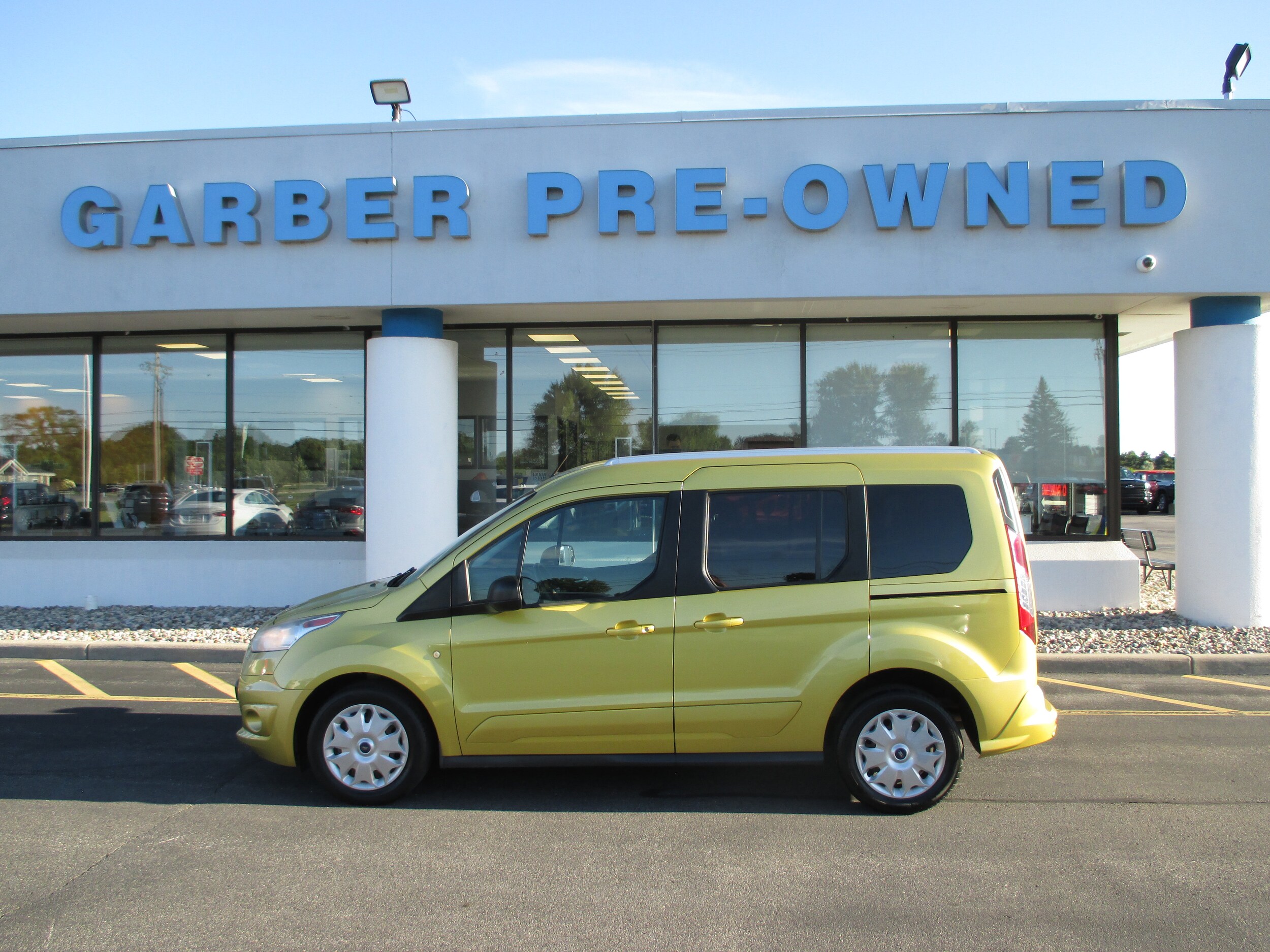 2017 Ford Transit Connect XLT photo 2