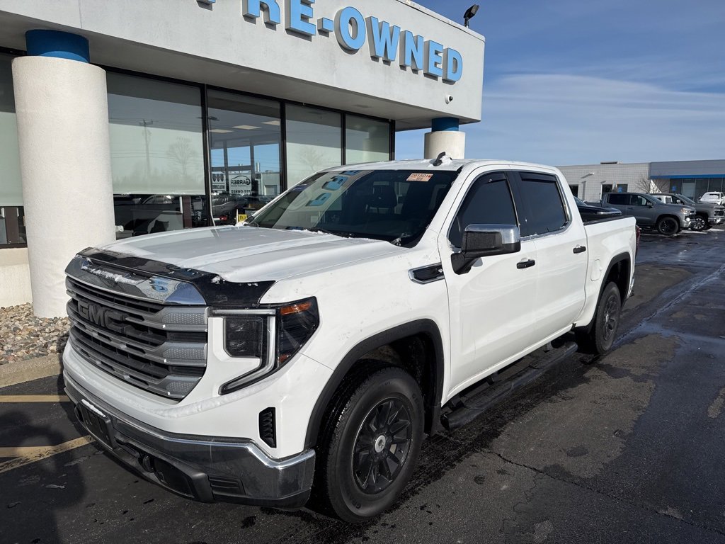 2022 GMC Sierra 1500 SLE's photo