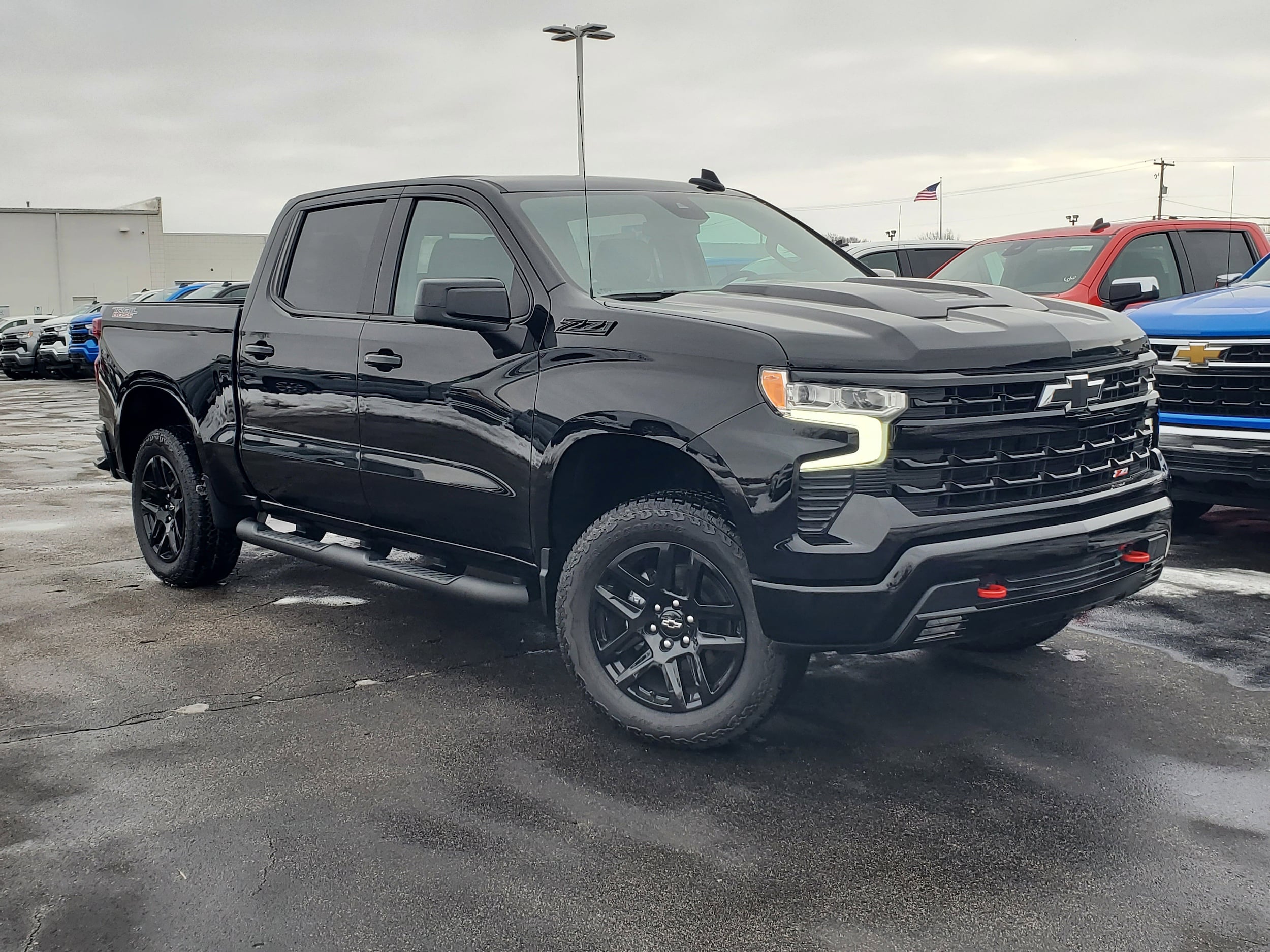 2026 Chevrolet Silverado LT's photo