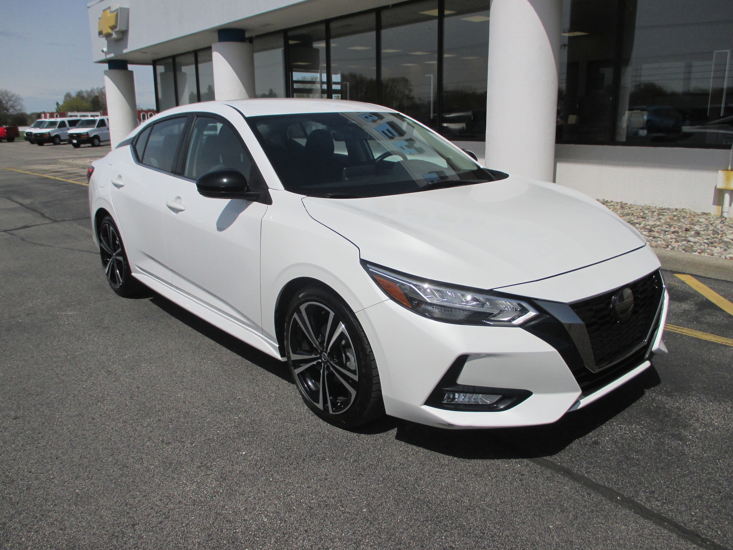 2022 Nissan Sentra SR CVT's photo