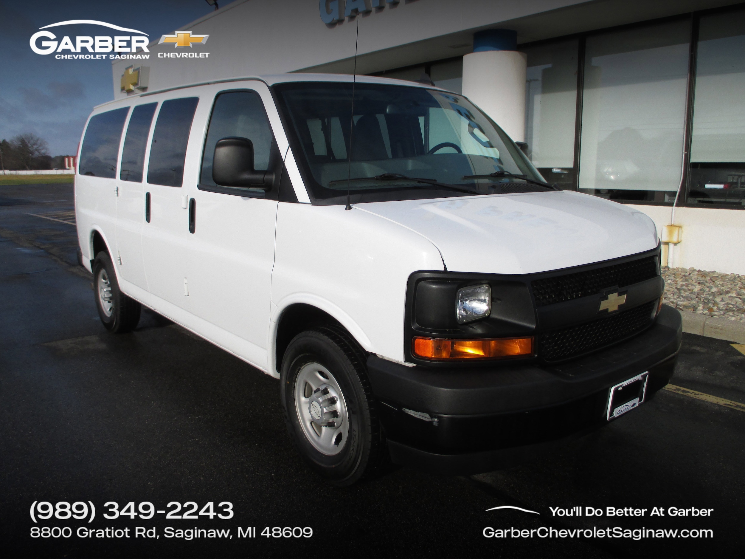 2017 Chevrolet Express Passenger LS's photo