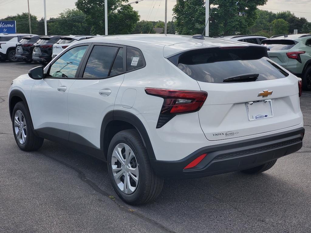 New 2026 Chevrolet Trax LS SUV