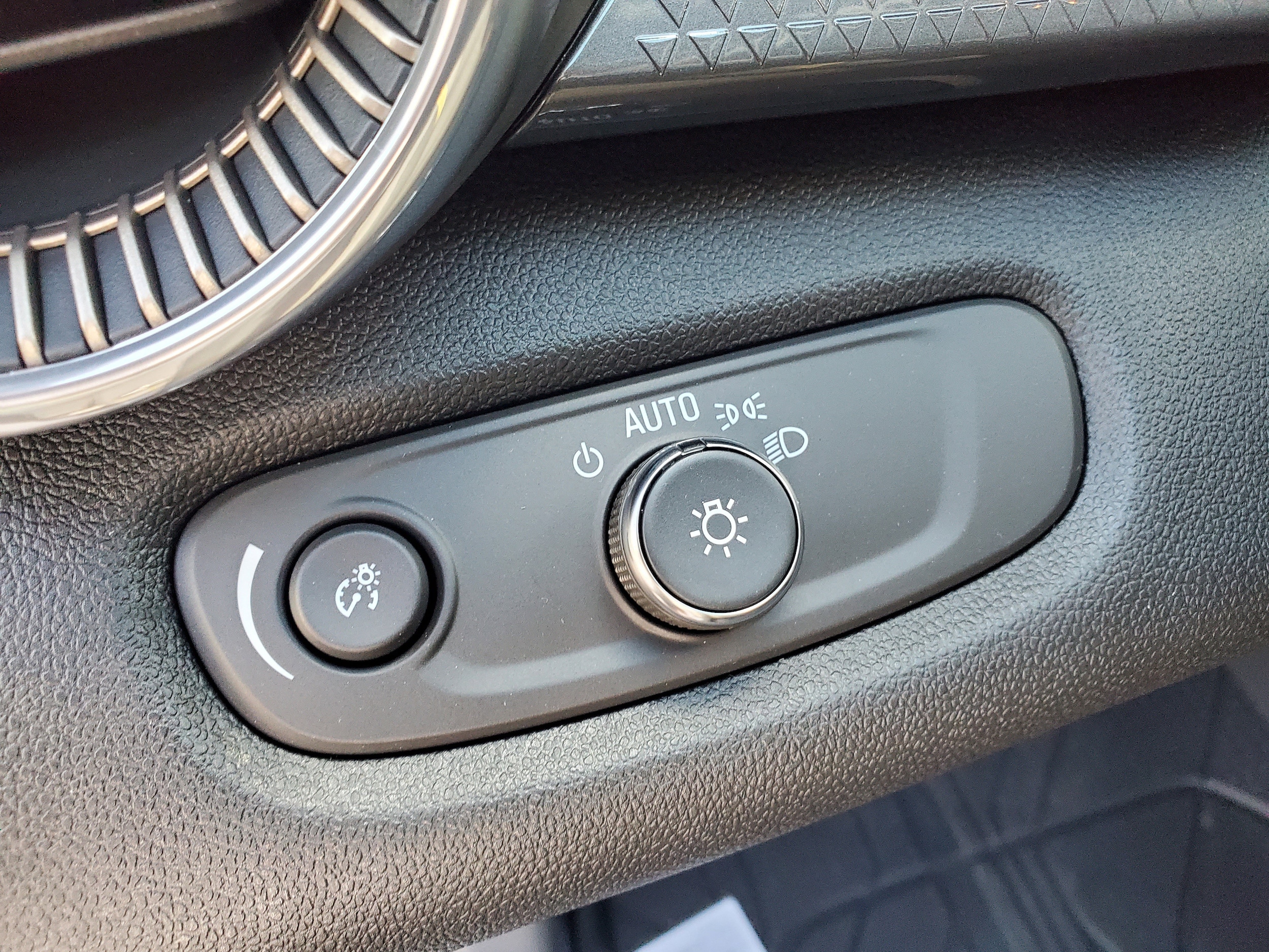 2026 Chevrolet Trax Activ - Photo 10