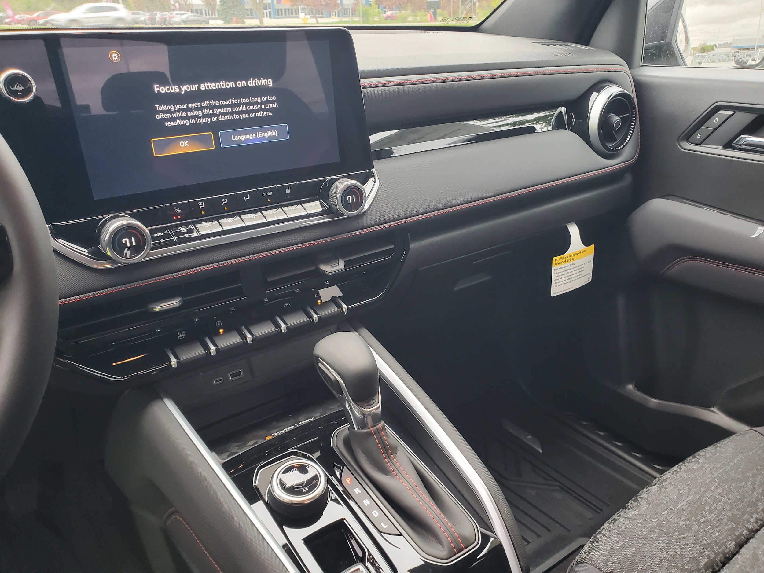 2026 Chevrolet Colorado Z71 - Photo 16
