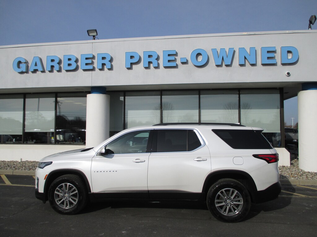 Used 2022 Chevrolet Traverse LT Cloth SUV