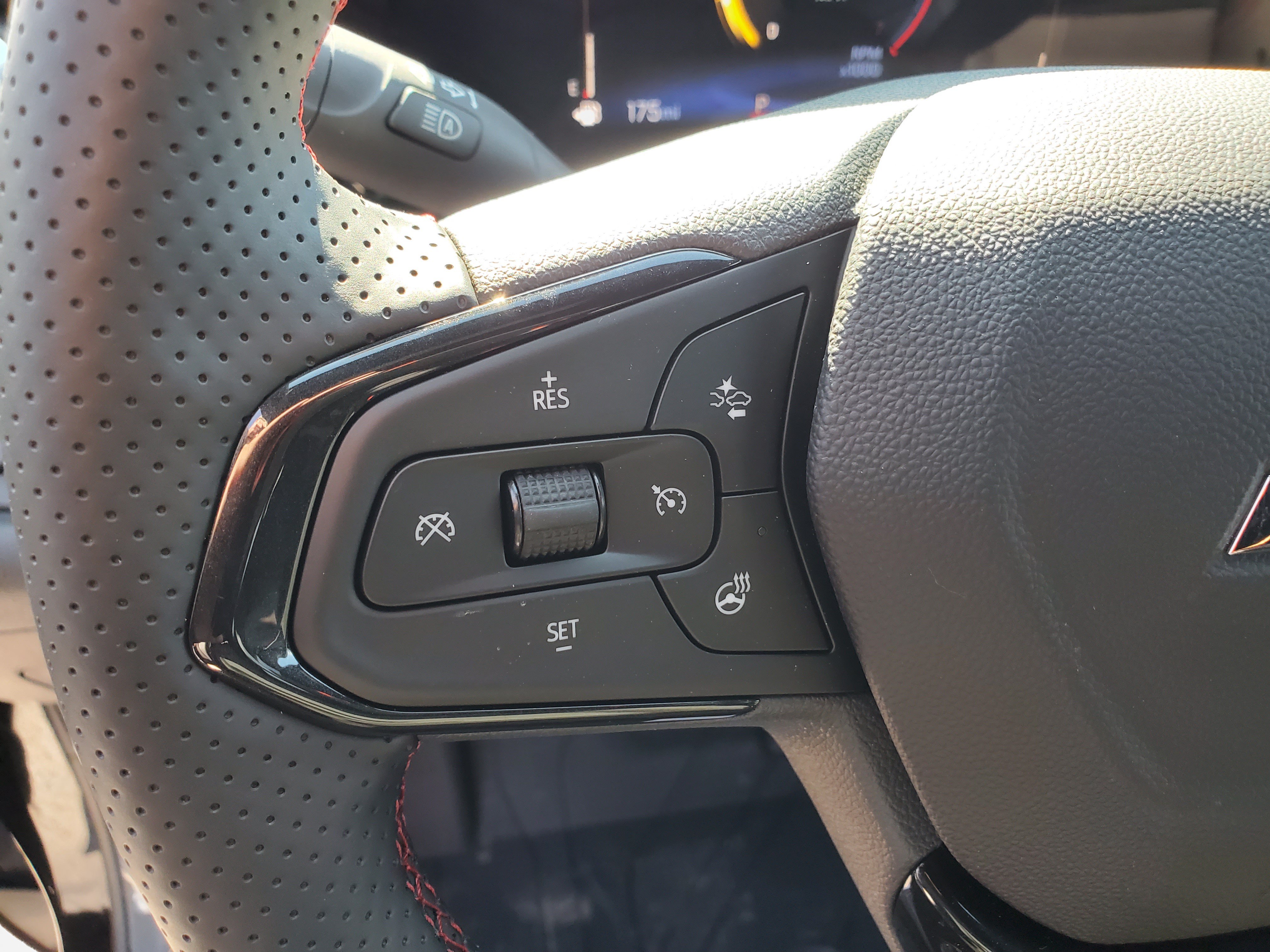 2026 Chevrolet Trax RS - Photo 9
