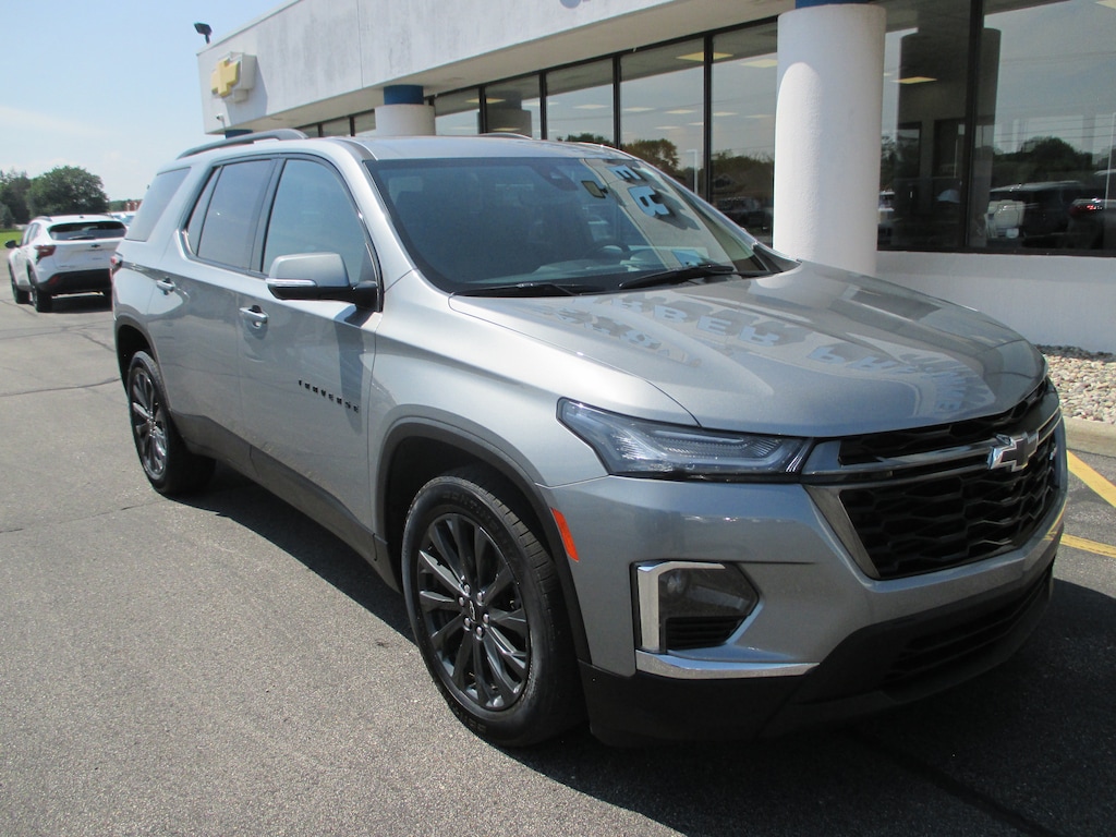 Used 2023 Chevrolet Traverse RS SUV