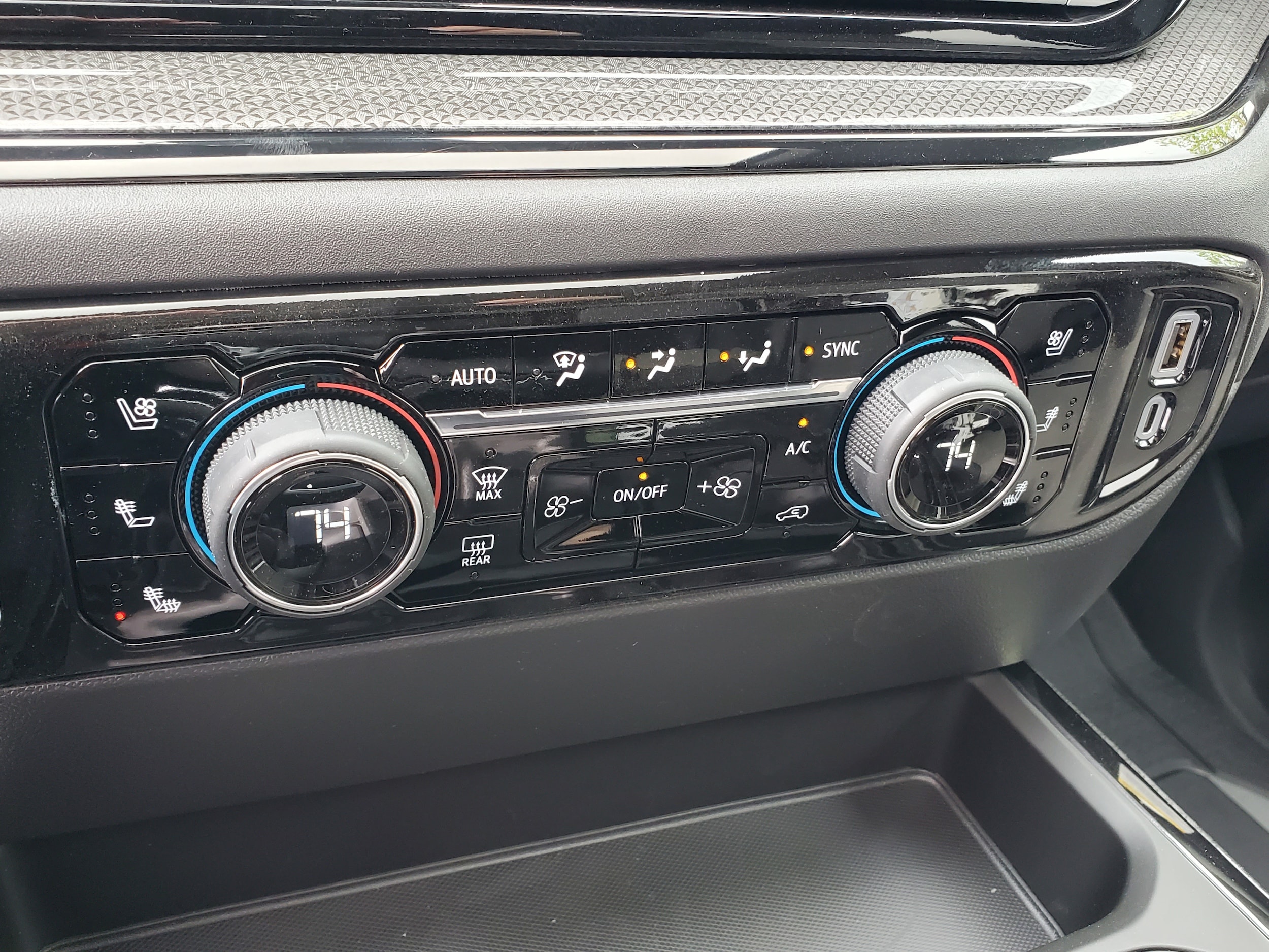 2026 Chevrolet Silverado 1500 ZR2 - Photo 27