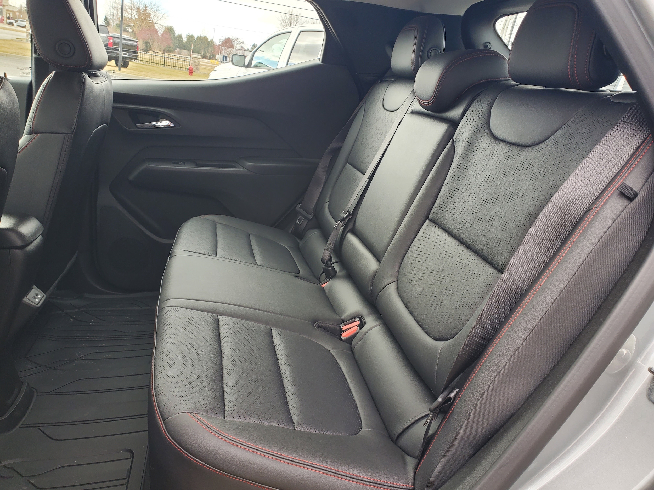 2027 Chevrolet Bolt RS - Photo 23