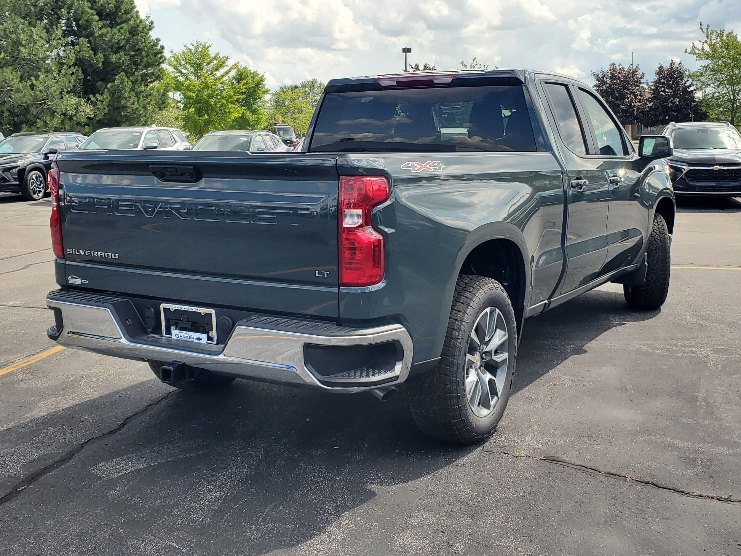 2026 Chevrolet Silverado 1500 LT photo 2