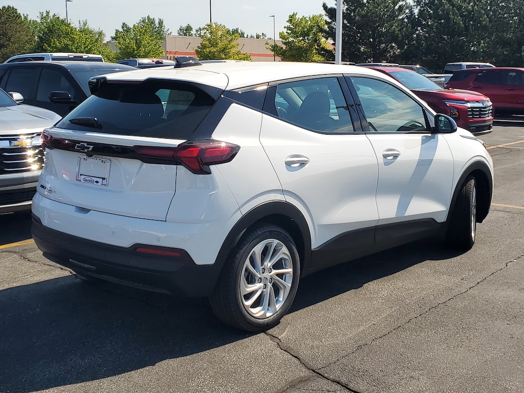 New 2027 Chevrolet Bolt LT SUV