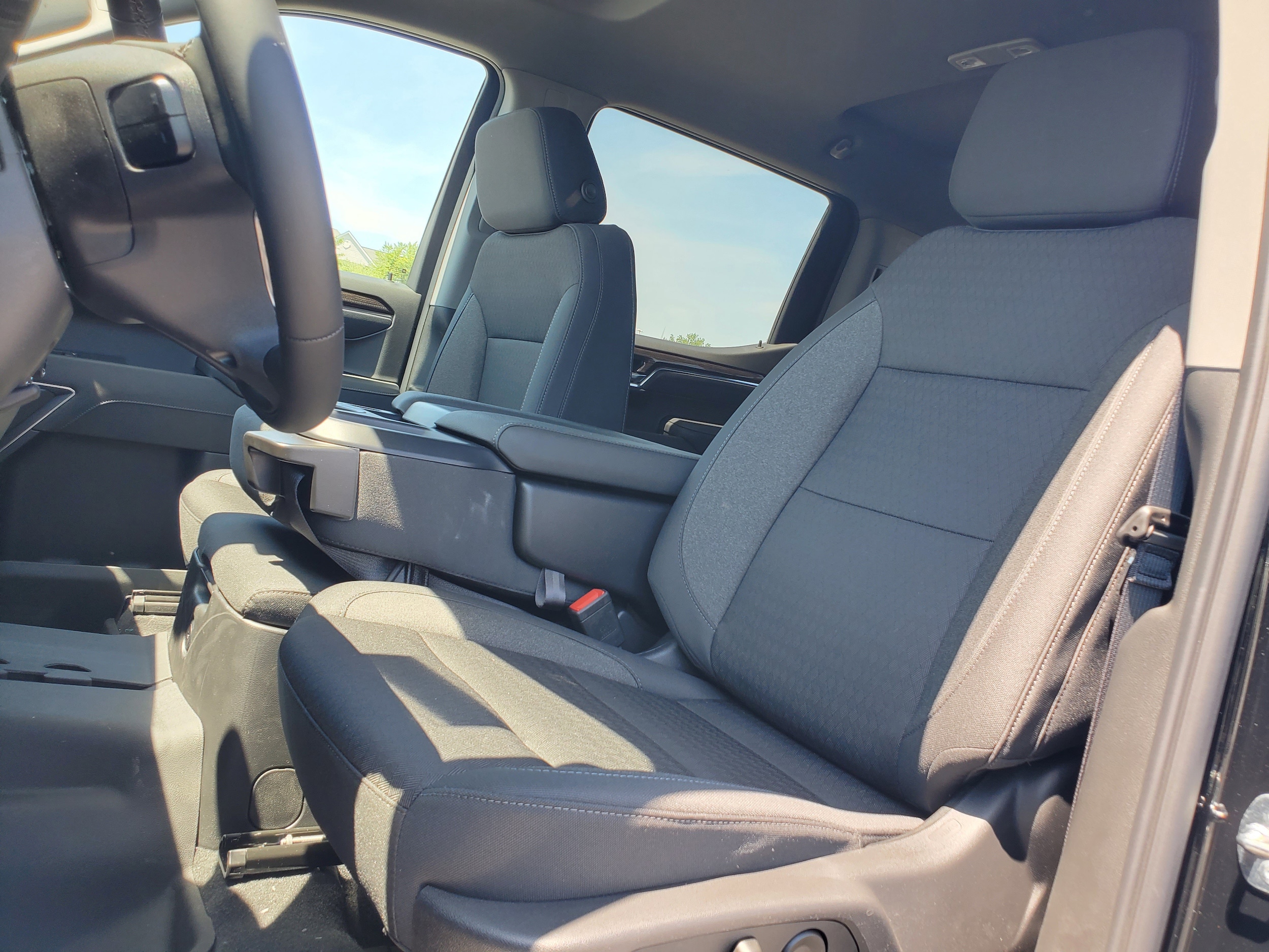 2026 Chevrolet Silverado 1500 LT - Photo 6
