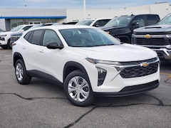 2026 Chevrolet Trax LS SUV