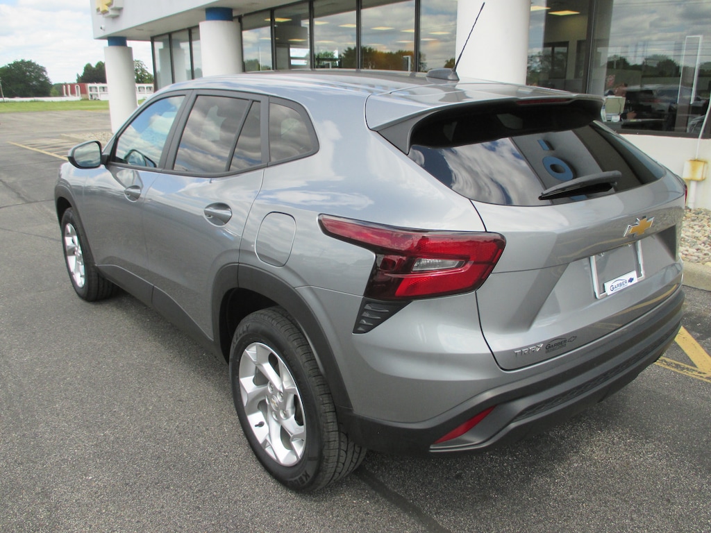 Used 2024 Chevrolet Trax LS SUV