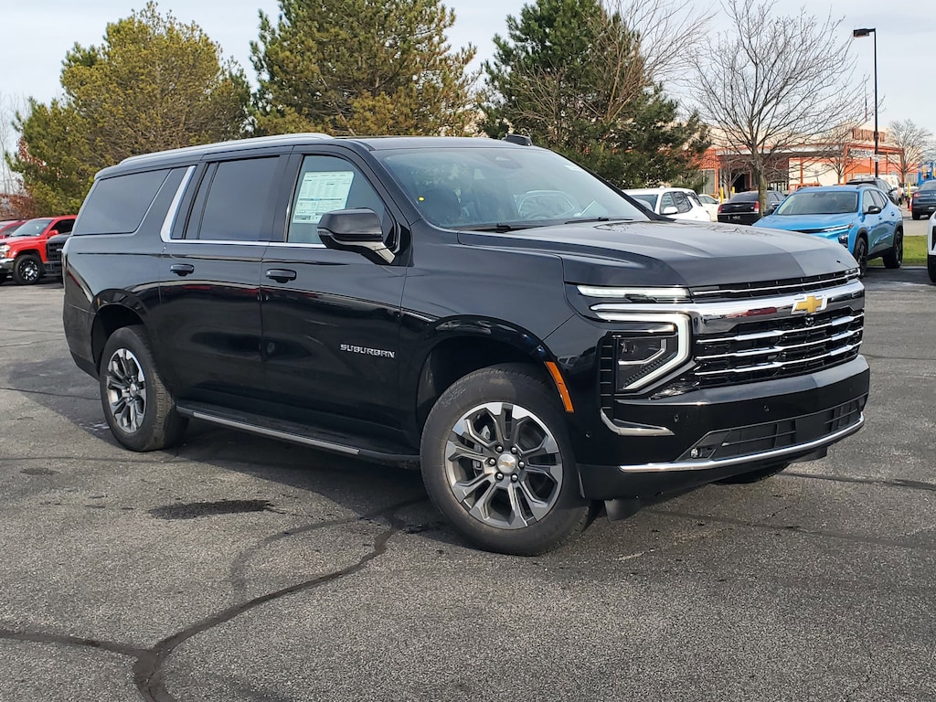 New 2026 Chevrolet Suburban LT SUV