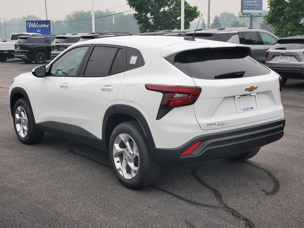 New 2026 Chevrolet Trax LS SUV