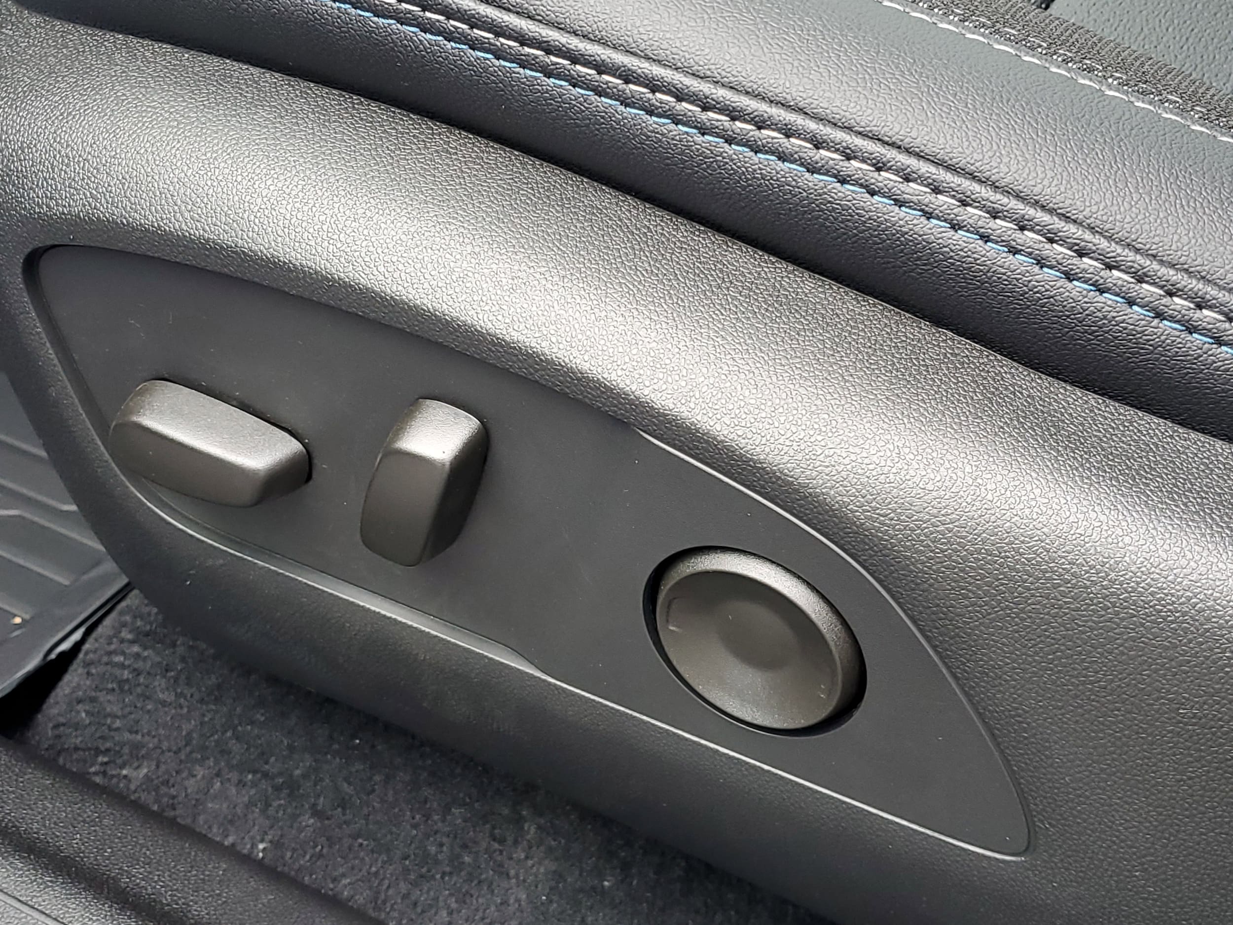 2026 Chevrolet Equinox EV 2LT - Photo 6