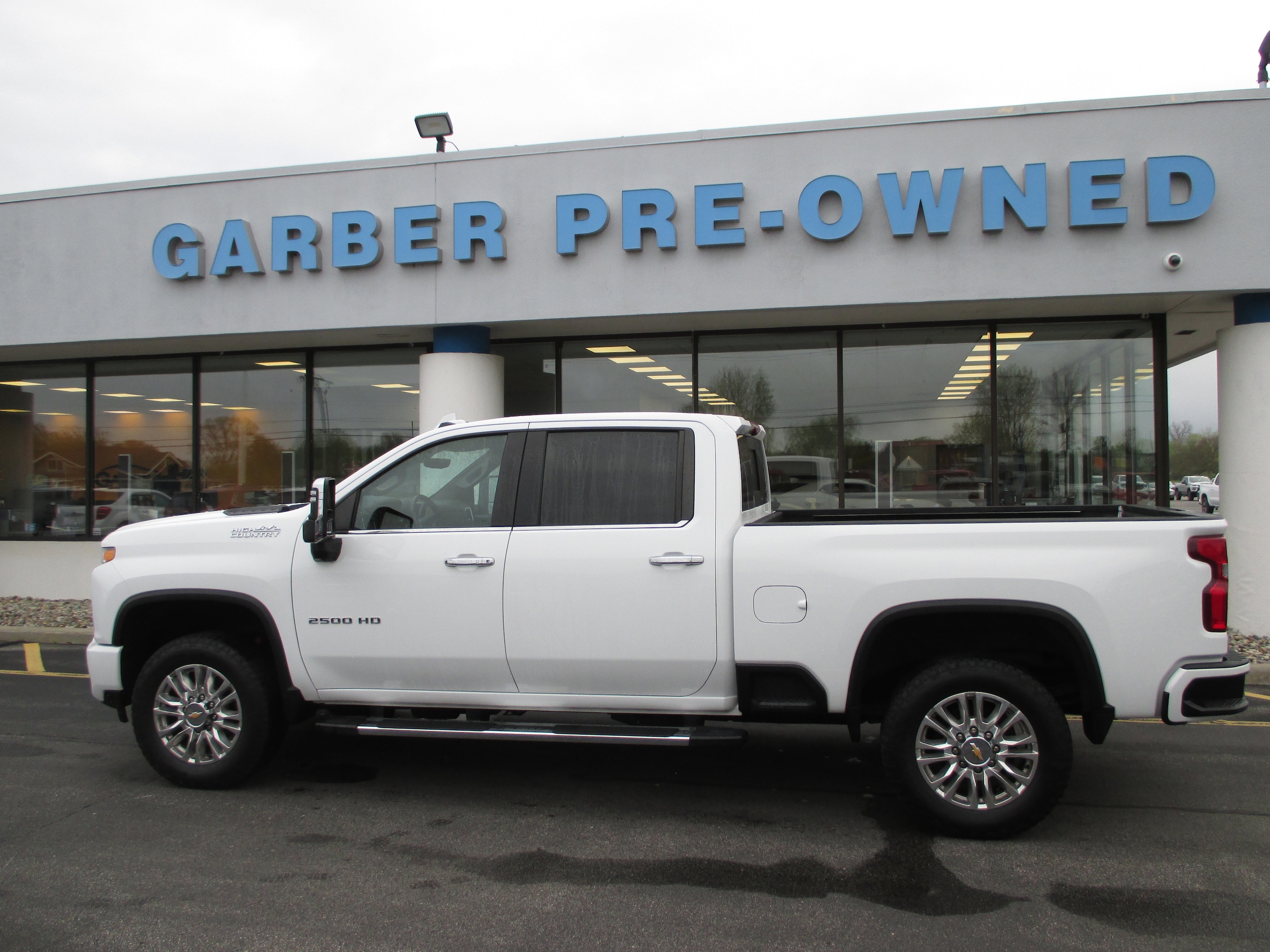 Certified 2023 Chevrolet Silverado 2500HD High Country with VIN 1GC4YRE70PF136186 for sale in Saginaw, MI