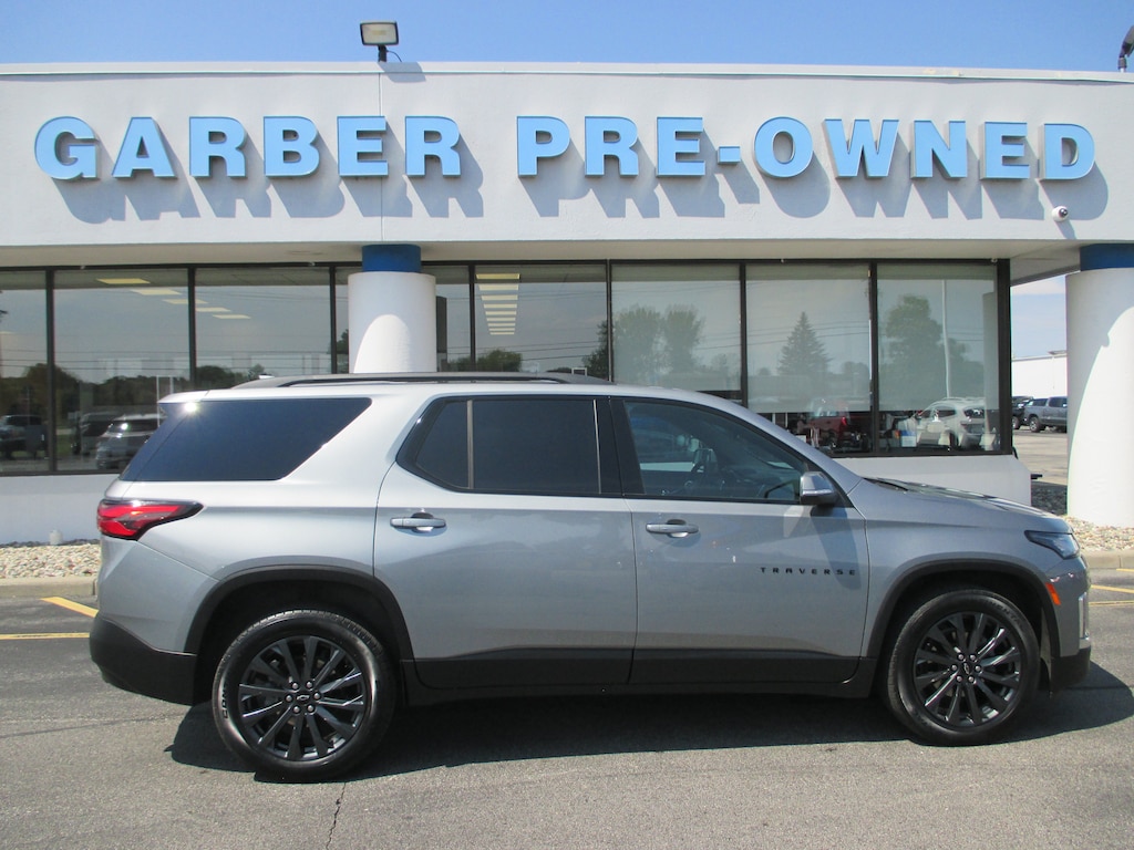 Used 2023 Chevrolet Traverse RS SUV