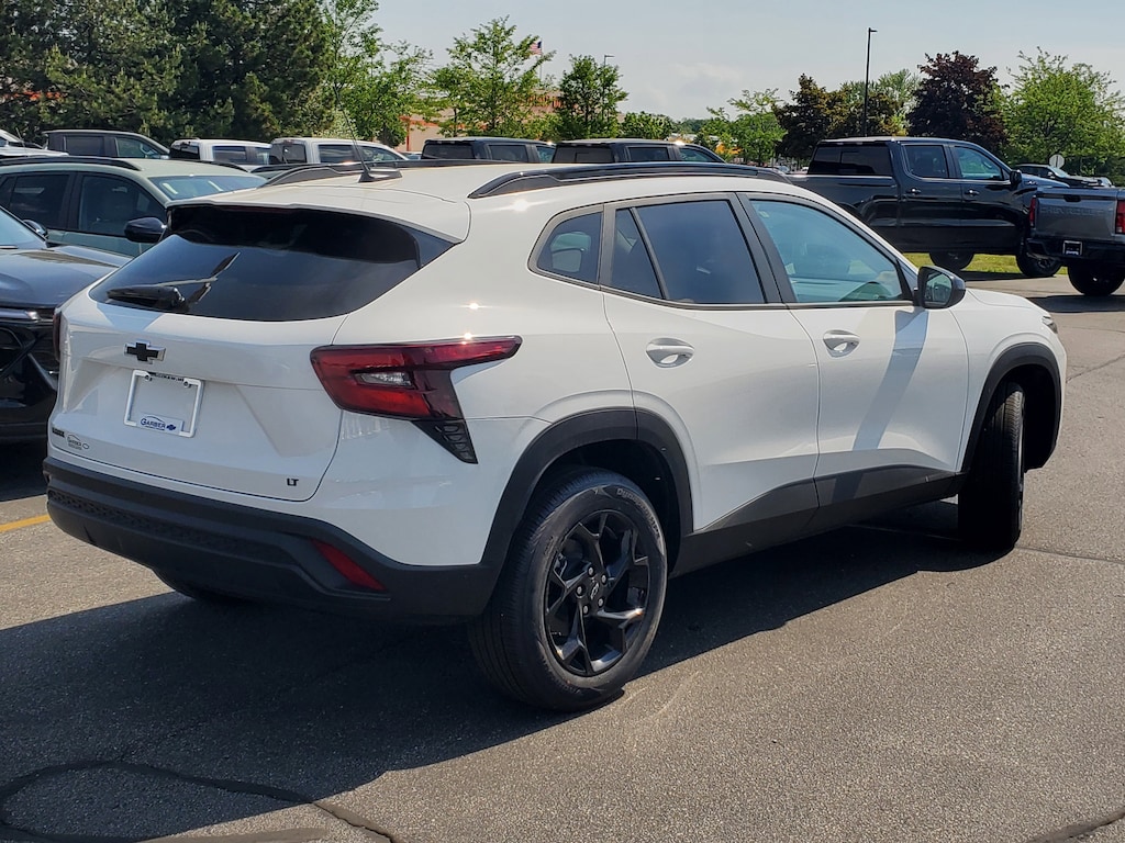 New 2026 Chevrolet Trax LT SUV