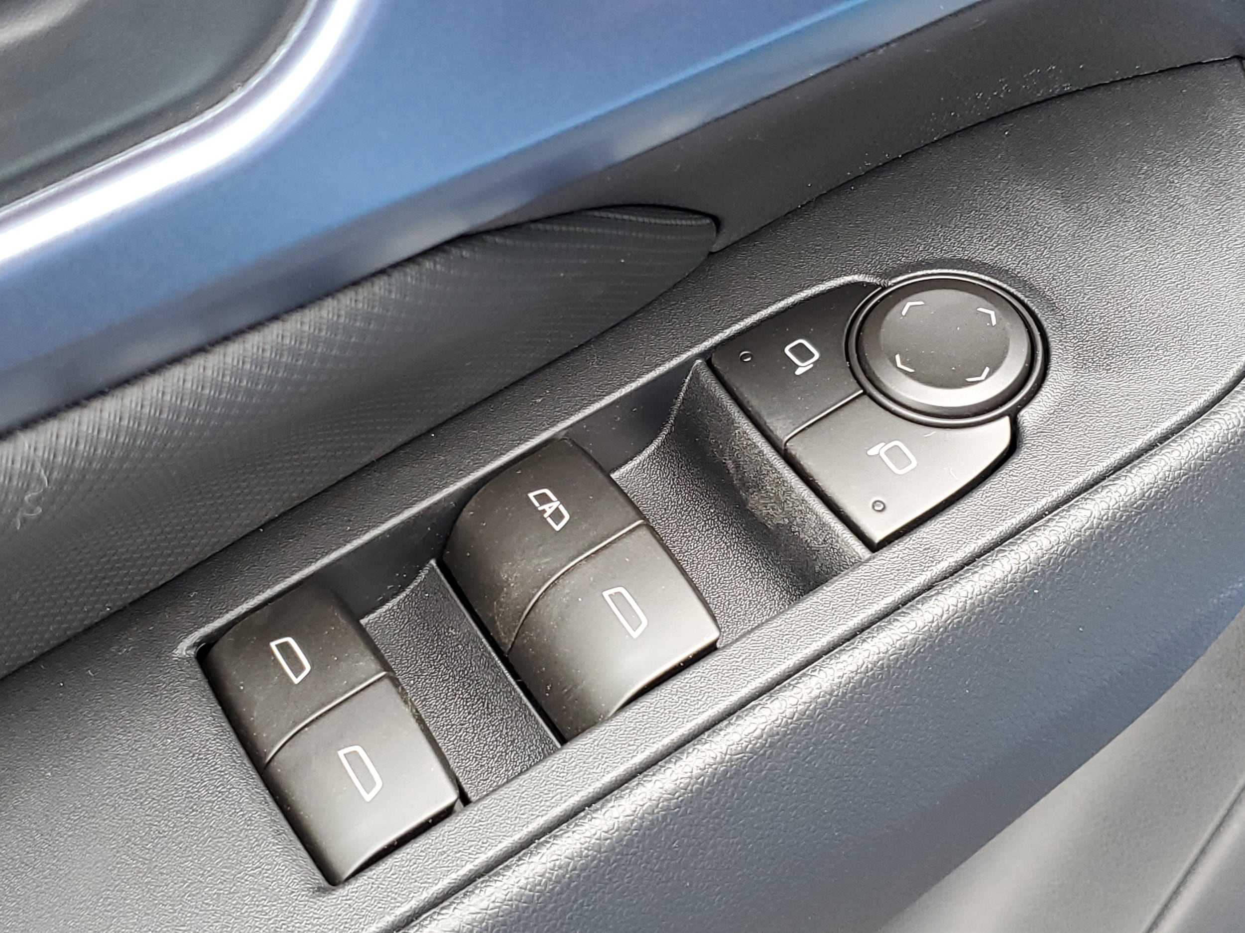 2026 Chevrolet Equinox EV 2LT - Photo 20