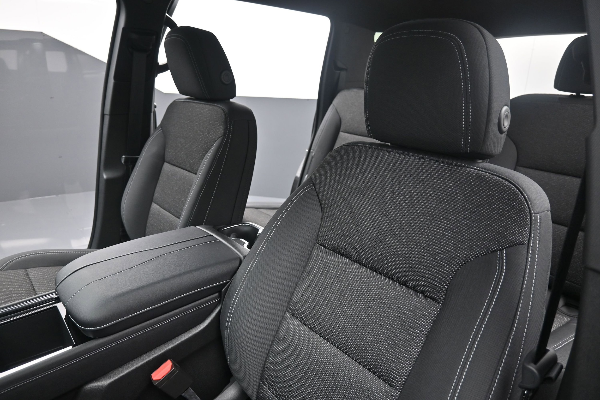 2026 Chevrolet Traverse LT - Photo 18