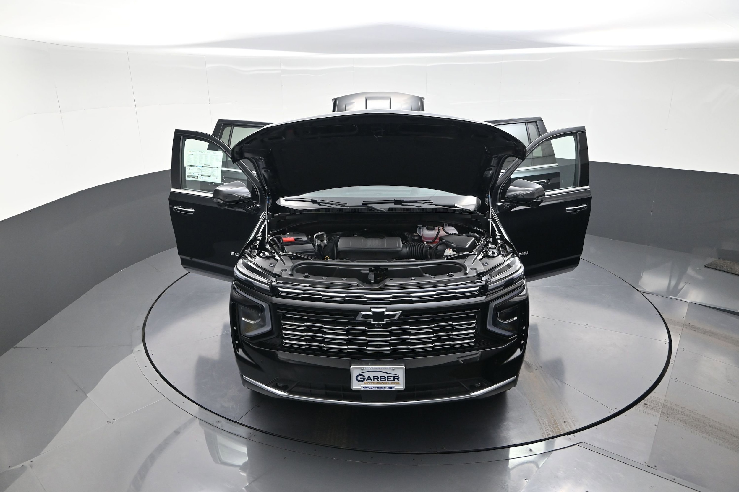 2026 Chevrolet Suburban High Country - Photo 12