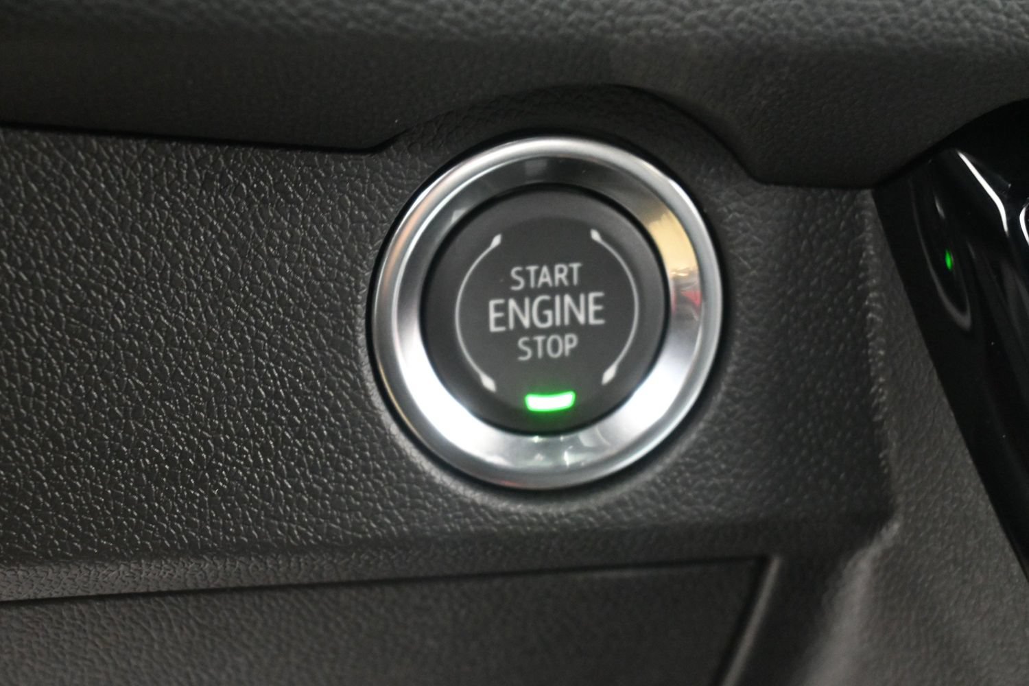 2027 Chevrolet Traverse High Country - Photo 29
