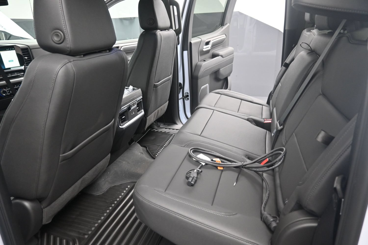 2026 Chevrolet Silverado 1500 LTZ - Photo 30