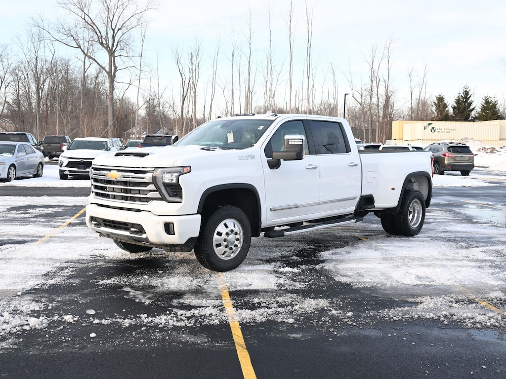 New 2026 Chevrolet Silverado 3500 HD High Country DRW Truck