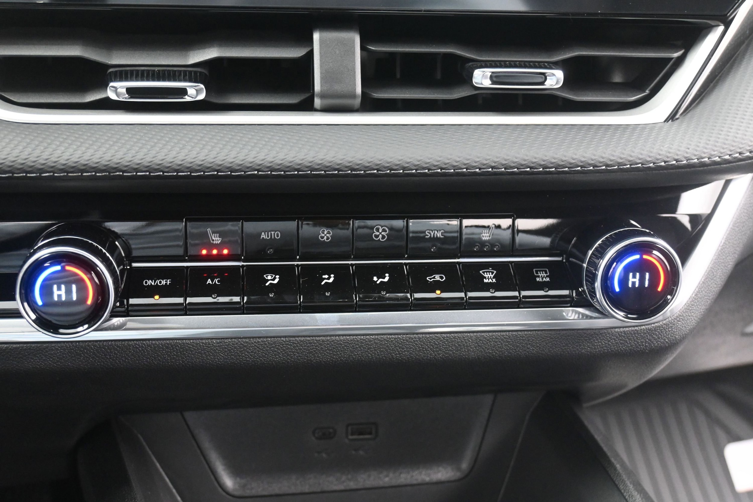 2026 Chevrolet Equinox LT - Photo 25