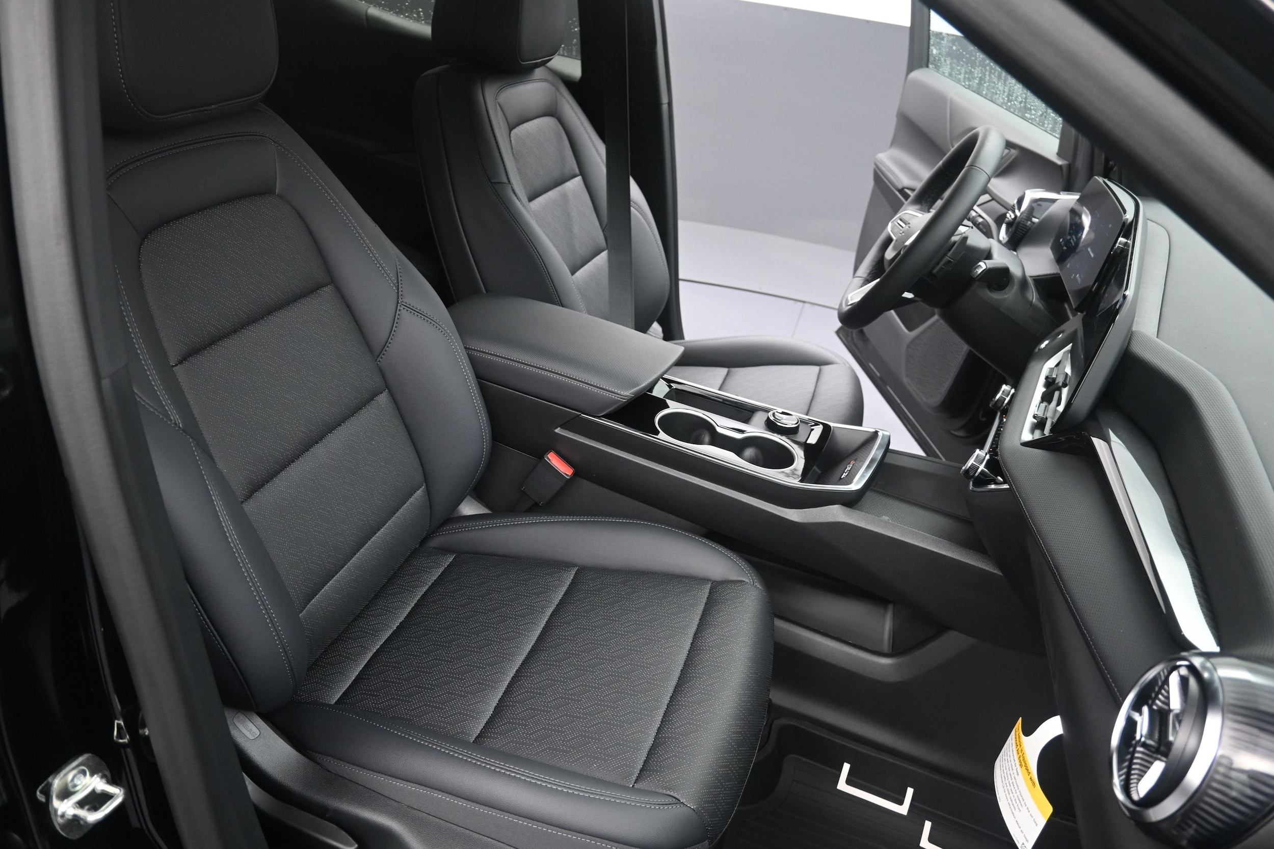 2026 Chevrolet Equinox LT - Photo 43