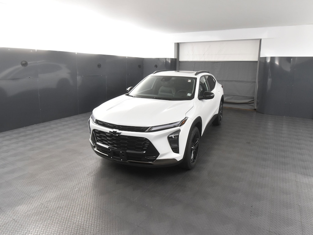 New 2025 Chevrolet Trax Activ SUV