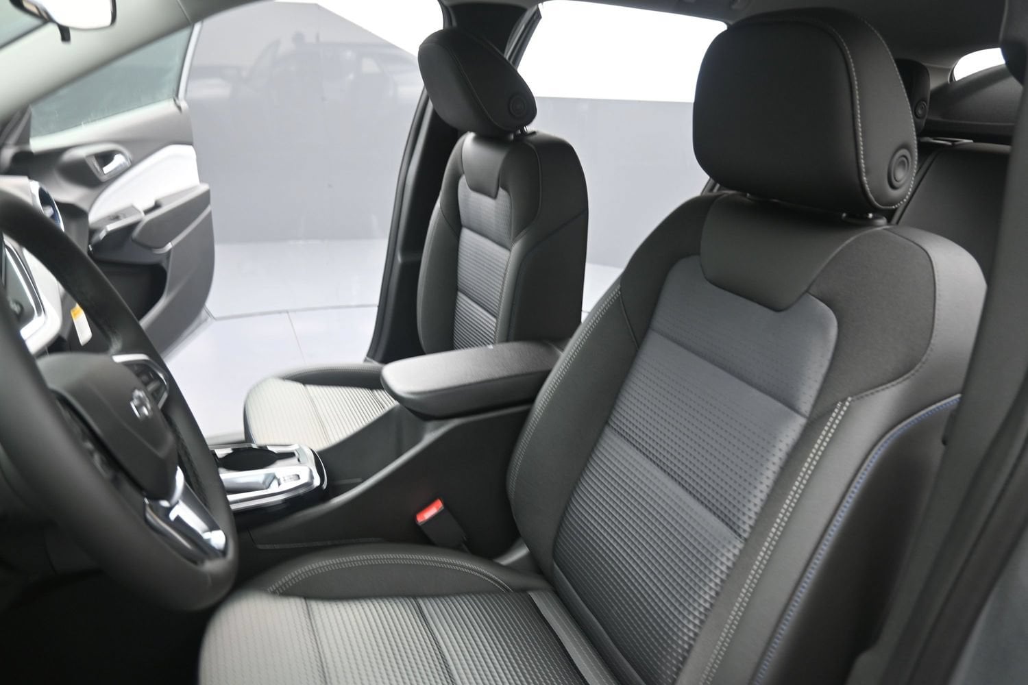2026 Chevrolet Trax LT - Photo 17
