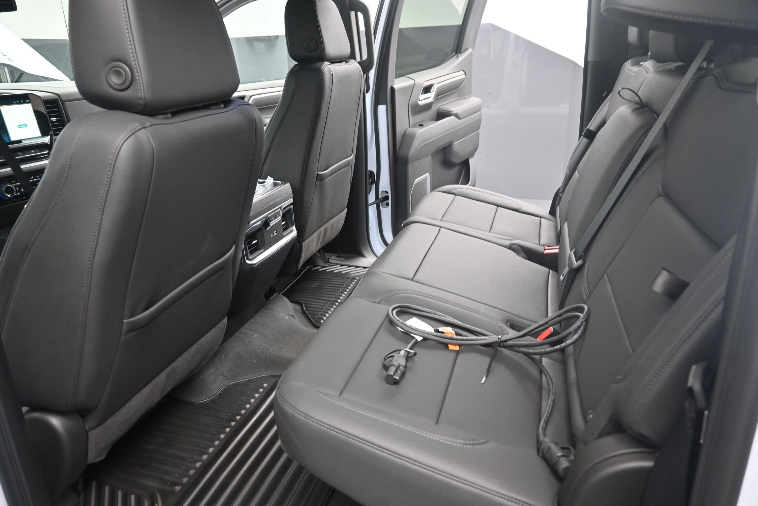 2026 Chevrolet Silverado 1500 LTZ - Photo 30