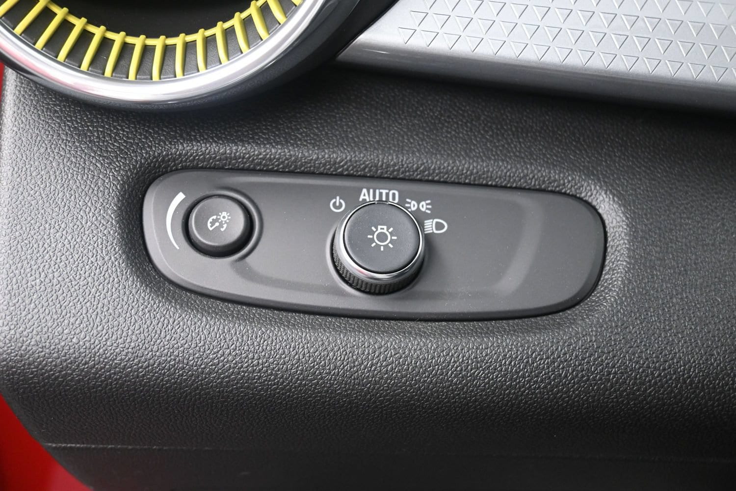 2026 Chevrolet Trax LT - Photo 19
