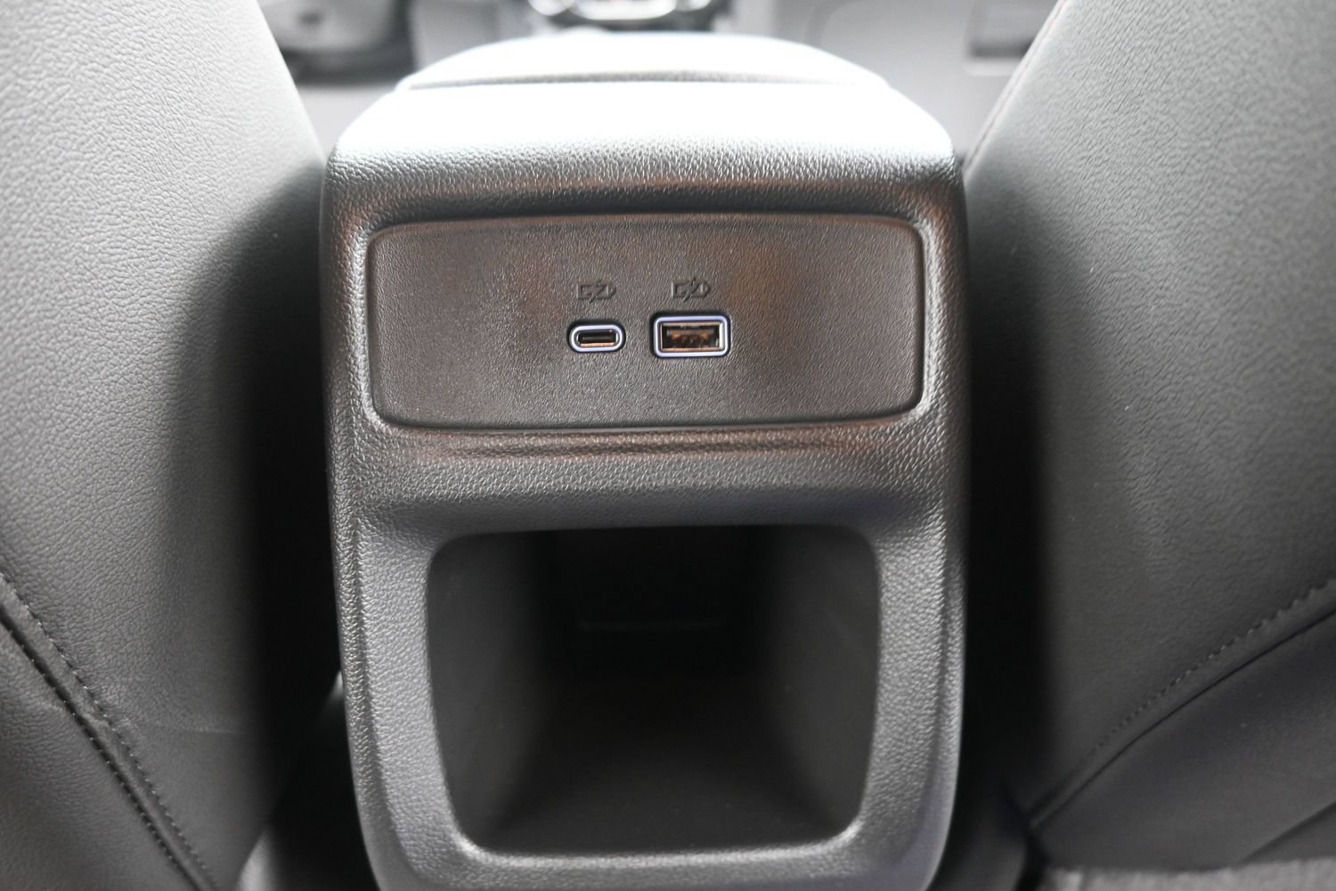 2026 Chevrolet Trax RS - Photo 36
