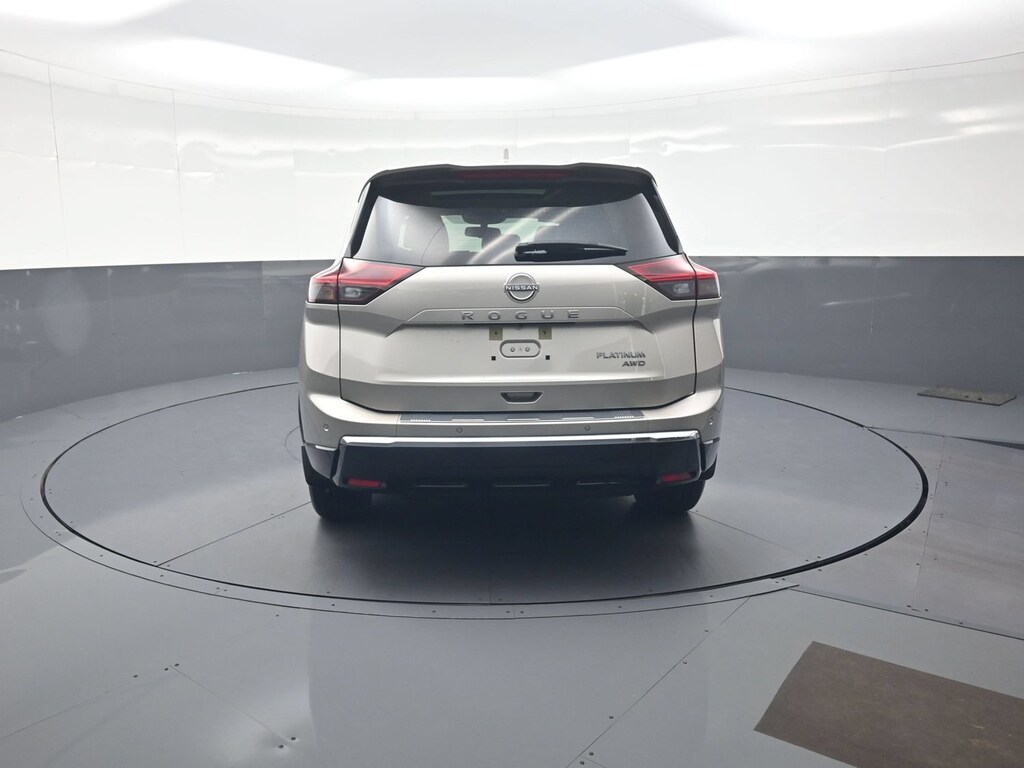 Used 2024 Nissan Rogue Platinum Intelligent AWD SUV