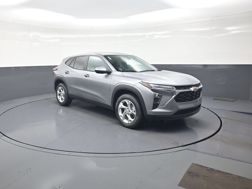 New 2026 Chevrolet Trax LS SUV