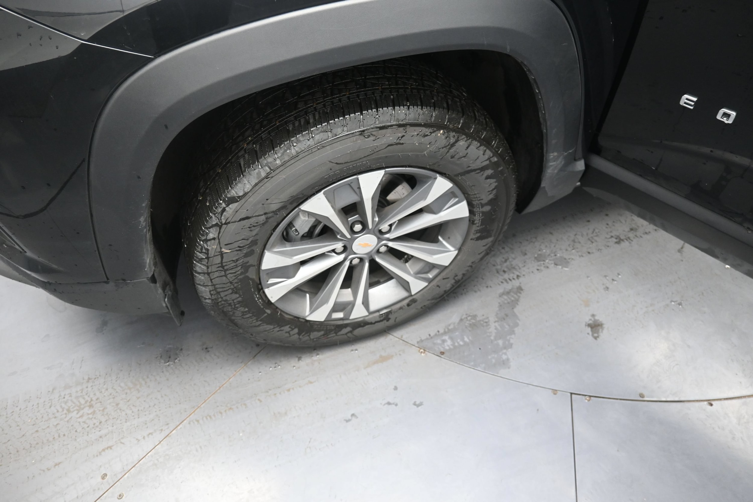 2026 Chevrolet Equinox LT - Photo 13
