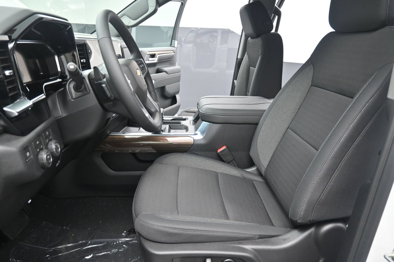2026 Chevrolet Silverado 1500 LT - Photo 17