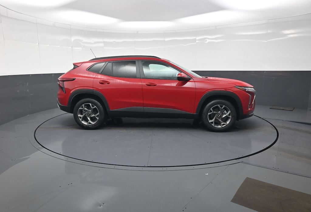 New 2026 Chevrolet Trax LT SUV