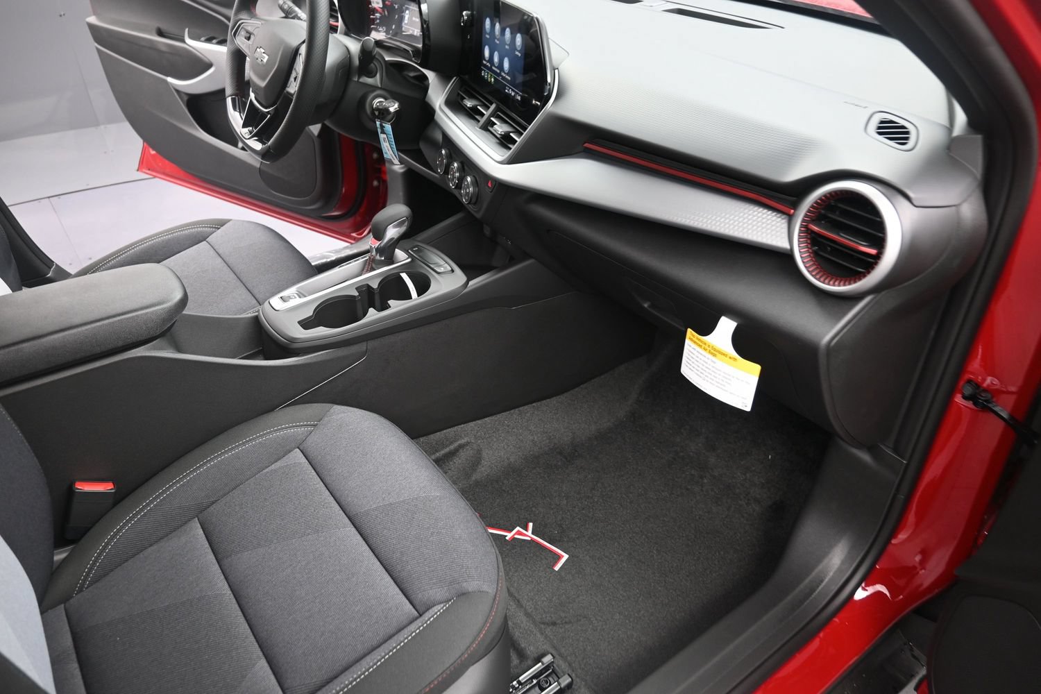 2026 Chevrolet Trax RS - Photo 38