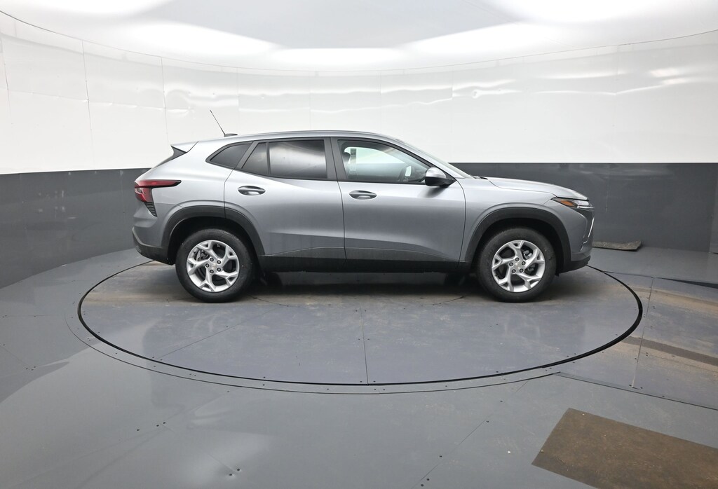 New 2026 Chevrolet Trax LS SUV