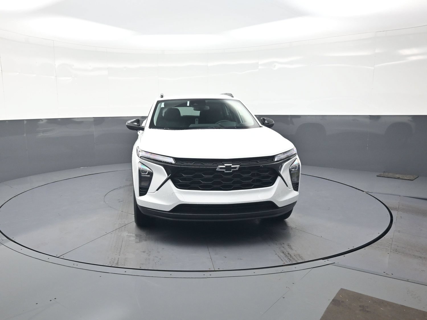 2026 Chevrolet Trax LT - Photo 8