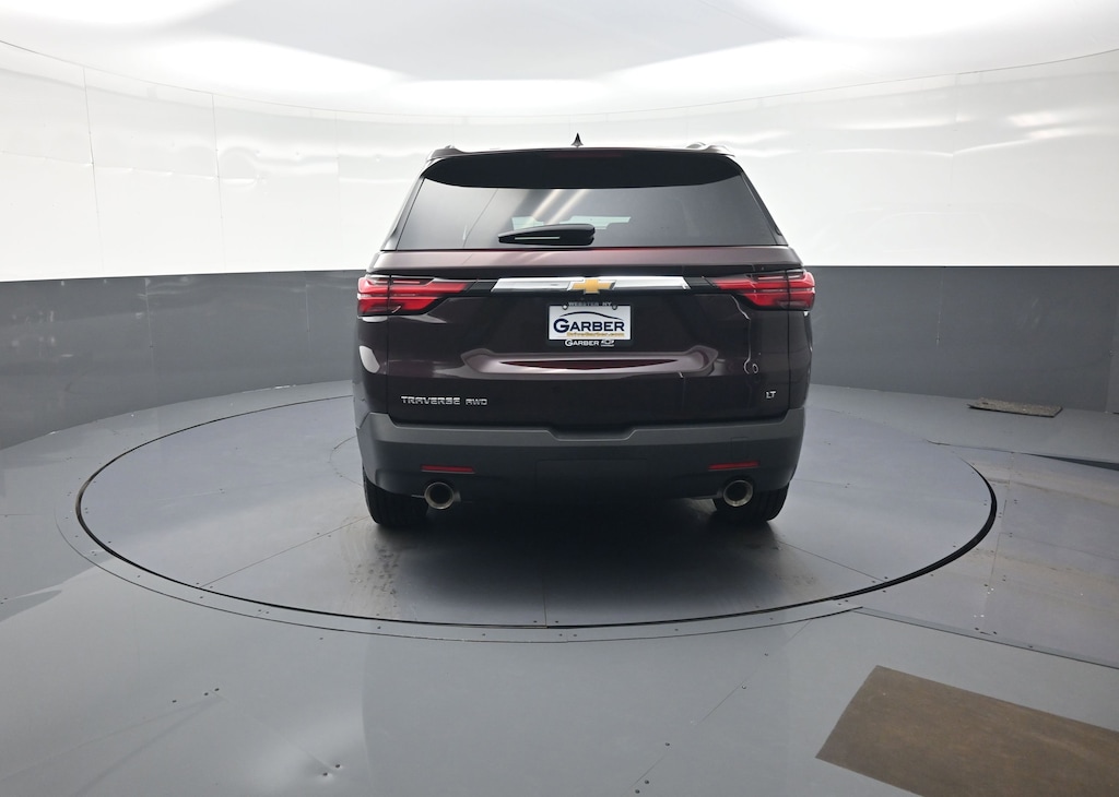 Used 2023 Chevrolet Traverse LT Cloth SUV