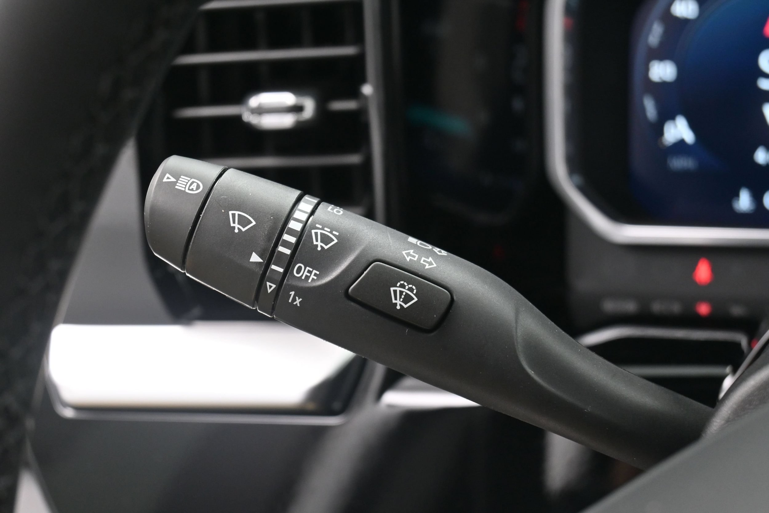 2026 Chevrolet Silverado 1500 LT - Photo 25
