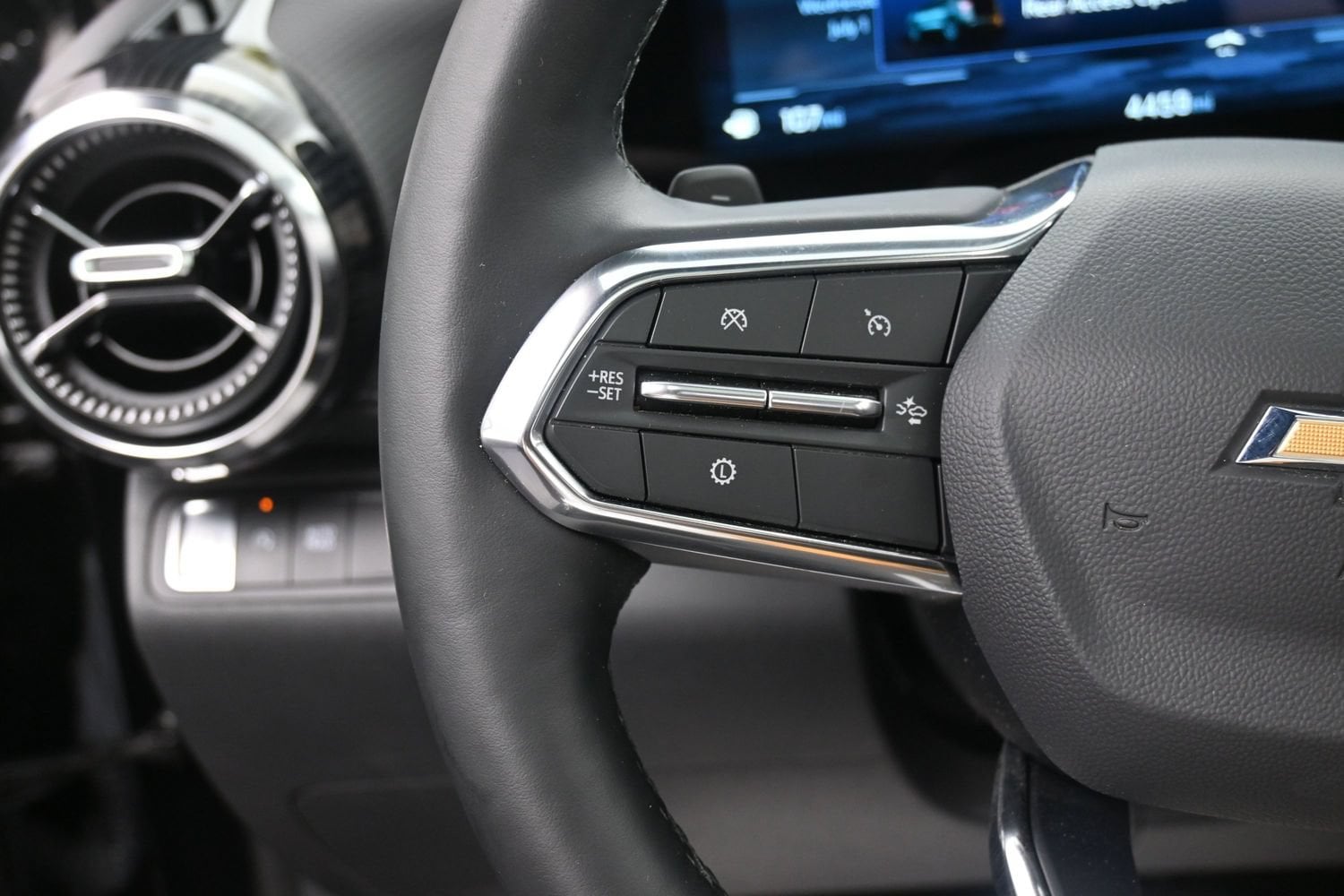 2026 Chevrolet Equinox LT - Photo 20